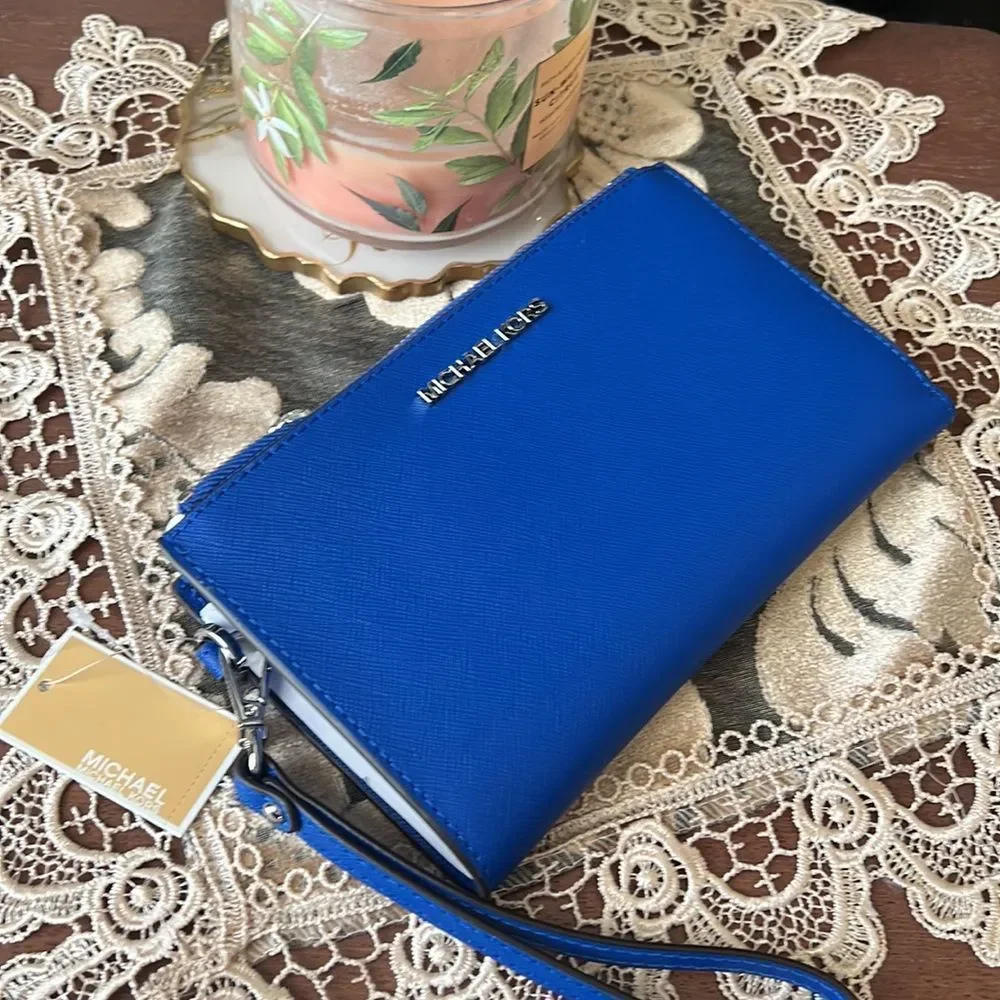 Michael Kors double zipper wallet